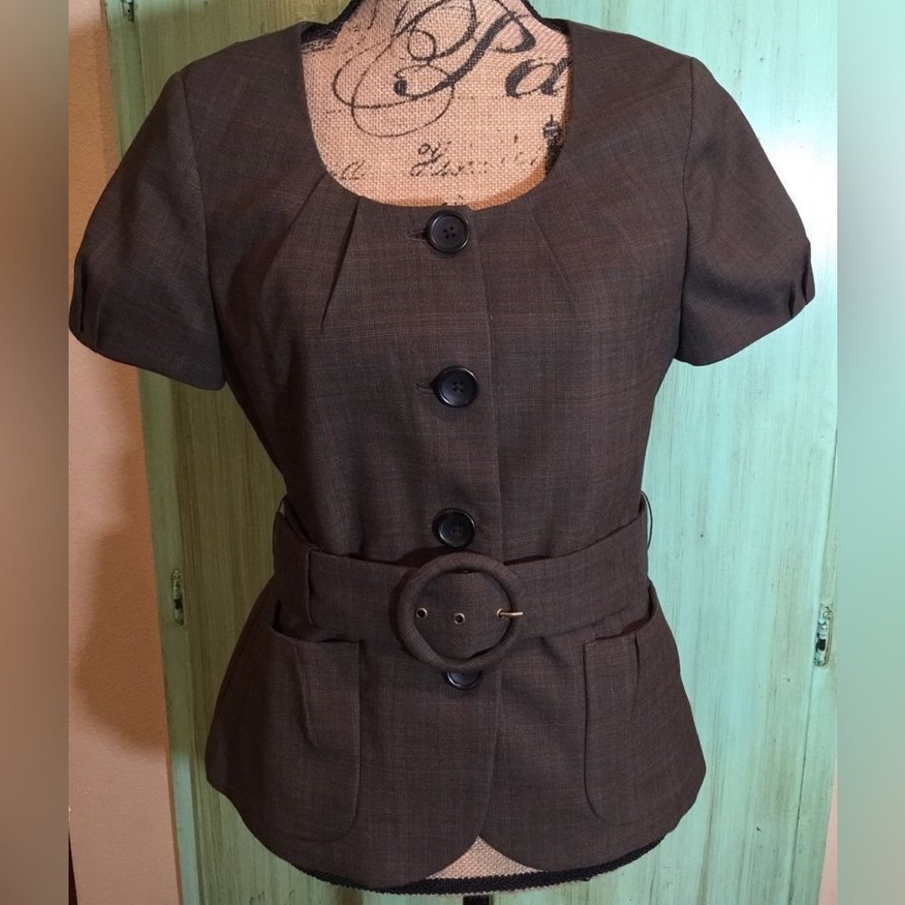 Banana Republic short sleeved jacket